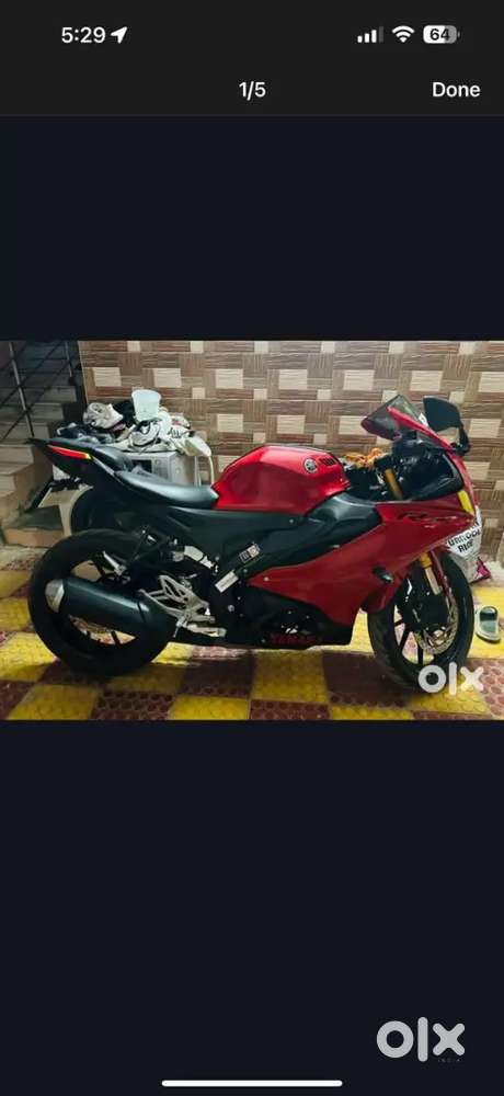 R15 V4 Showroom Condition