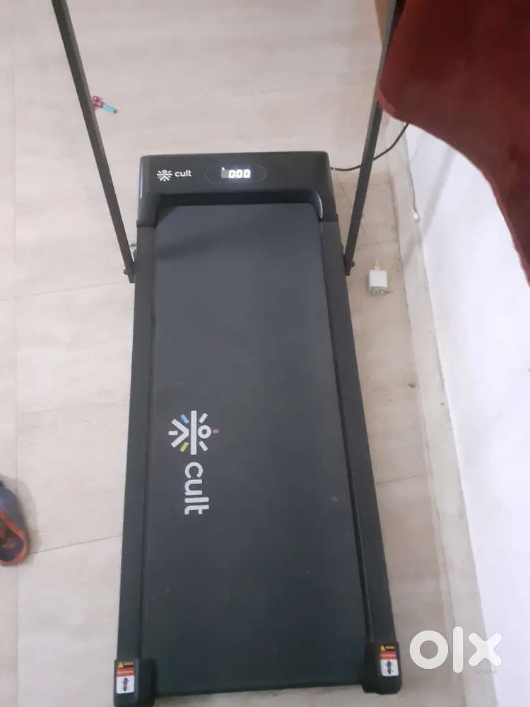 Compact Home Fitness! Cult.fit Walkpad - Excellent Condition