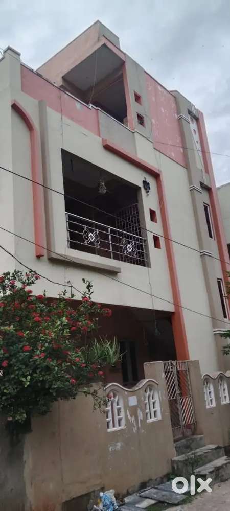 G+2 house for sale251 sq yards at chinamusidiwada pendurthi