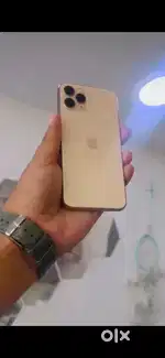 Get iPhone 11 pro use model good condition with bill box data cable