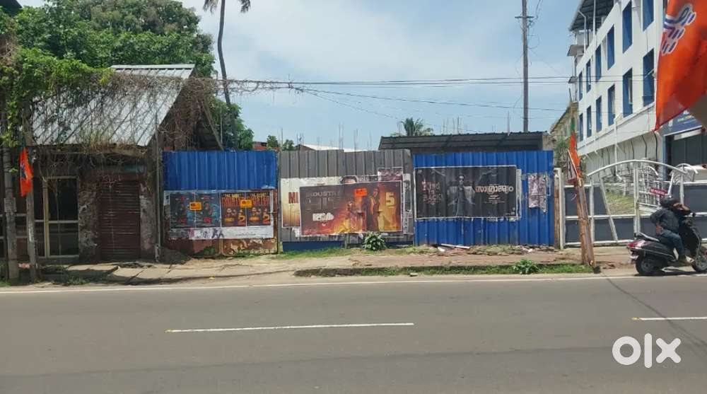 One acre   shopping mall for sale at Kollam