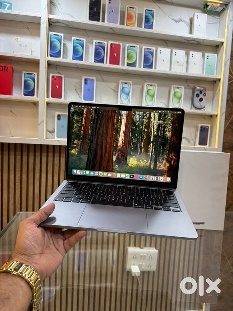 Apple Macbook m3 (256GB) cycle count 38 Brand New conditon B.H 100%