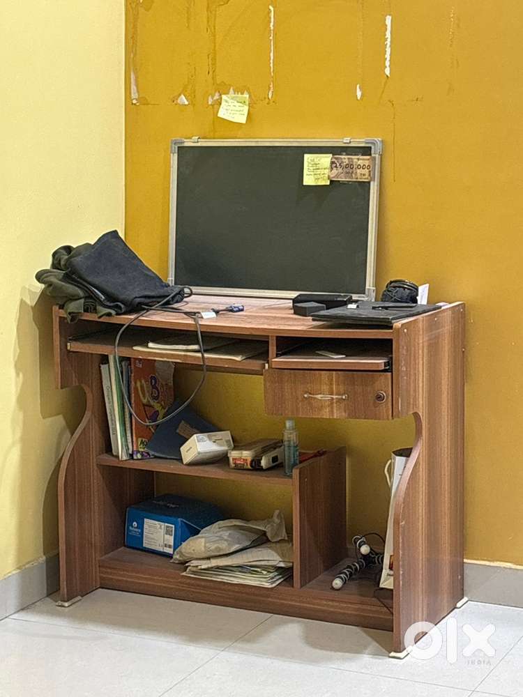 Study table light and spacious