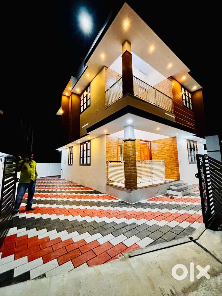 THIRUMALA/Perukavu/3bhk/1350sqrft/53lks(ngble)Tvpm/85% Home loan Ready