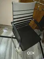 Office/Study Chair with Metal Frame – Good Condition