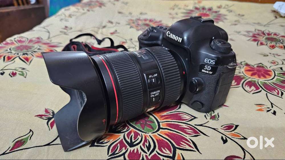 Canon 5D IV  + 64gb CF card + Godox685