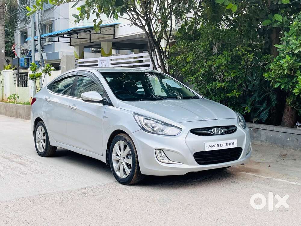 Hyundai Verna 1.6 VTVT SX, 2011