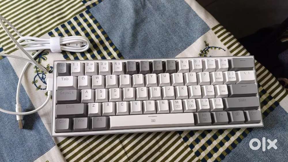 Redragon k617 fizz rgb gaming keyboard