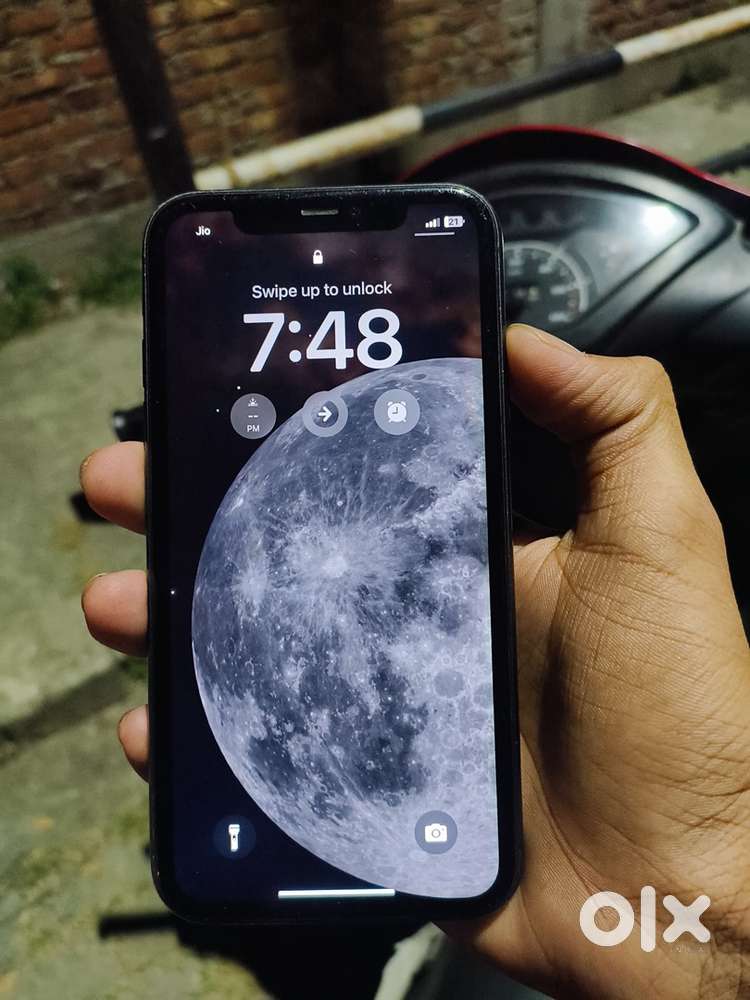 Iphone 11 black a