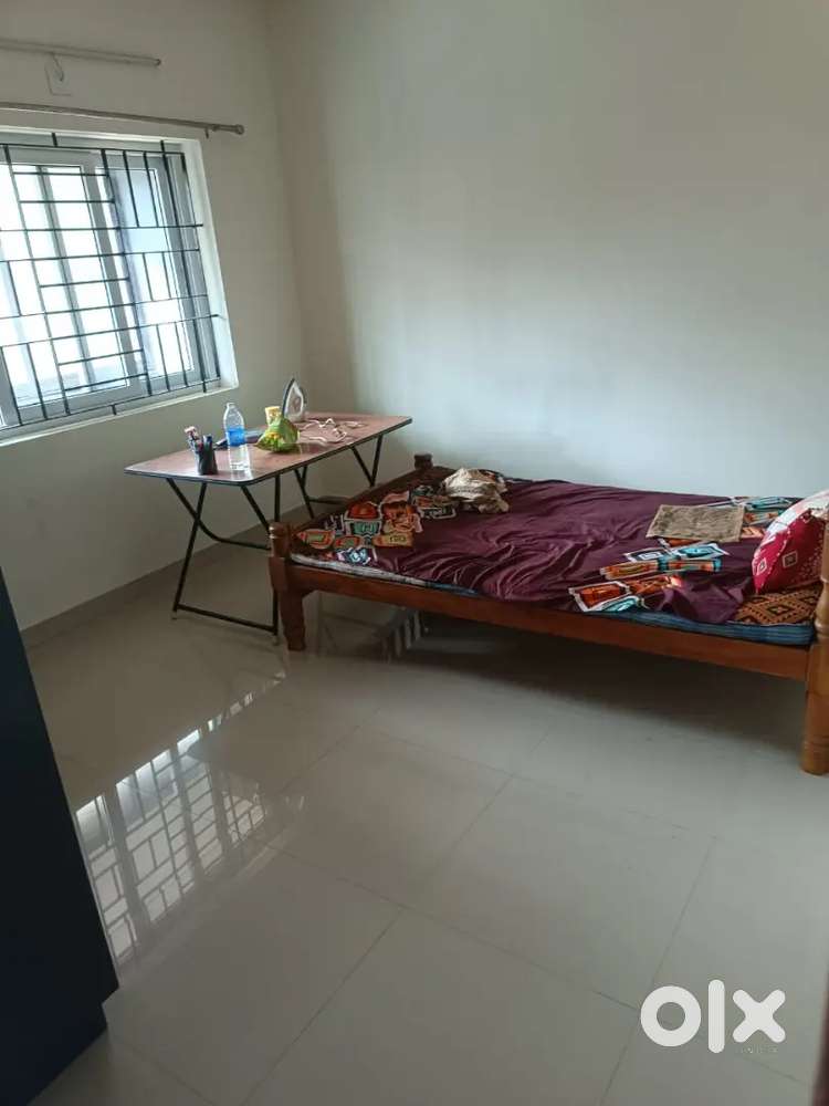 1 bhk fernished flat for rent at bikarnakatta rent 12000