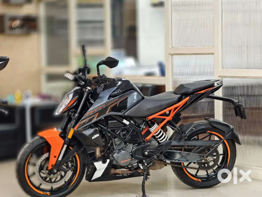 KTM DUKE 200 BS6