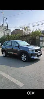 Kia Sonet, 2021, Petrol