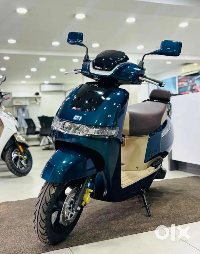 TVS Iqube 2025