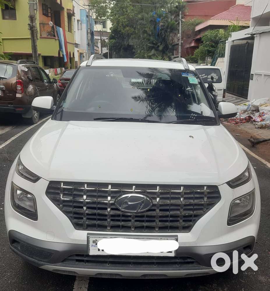 Hyundai Venue S 1.2 Petrol, 2022, Petrol