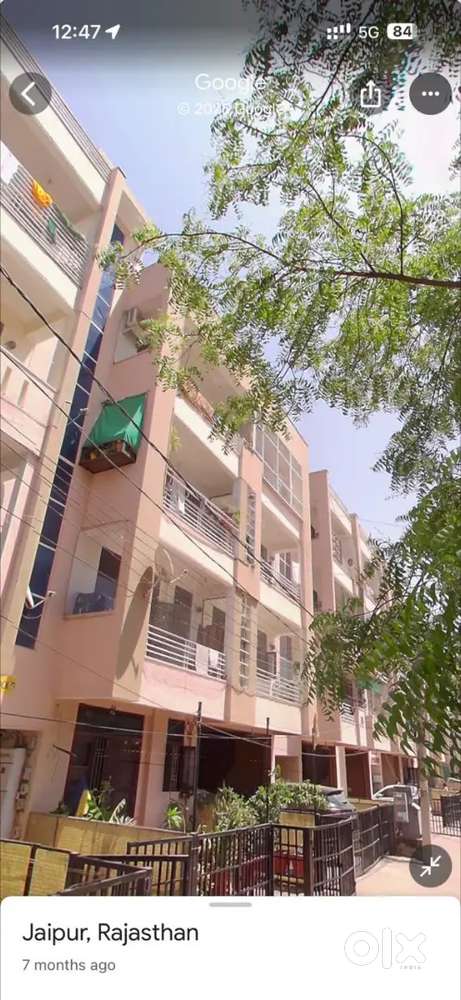Beautiful spacious 3 bhk flat in model town Malviya nagar jaipur