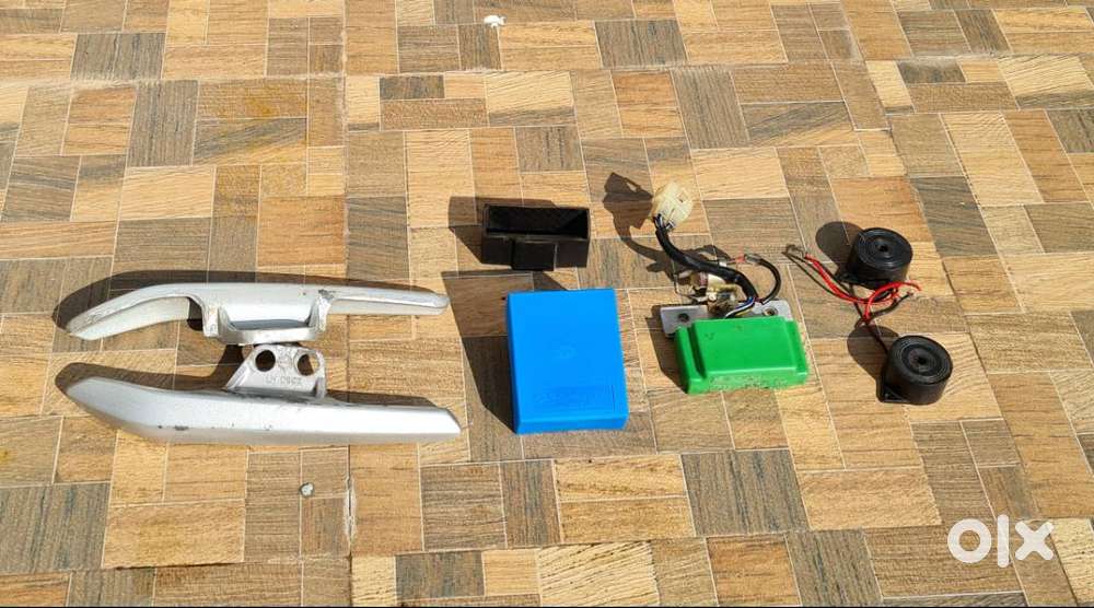 Bajaj pulsar,platina, discover,xcd rr unit+cd unit+pulsar back handle