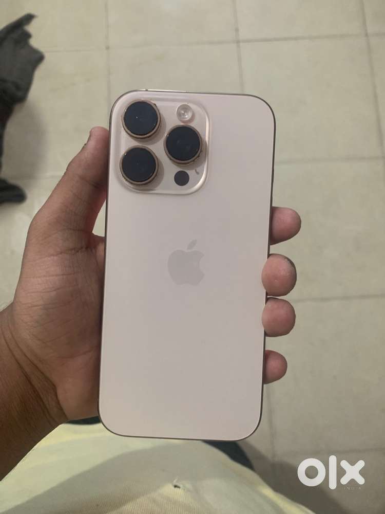 iPhone 16 pro excillent condition with bill box warranty