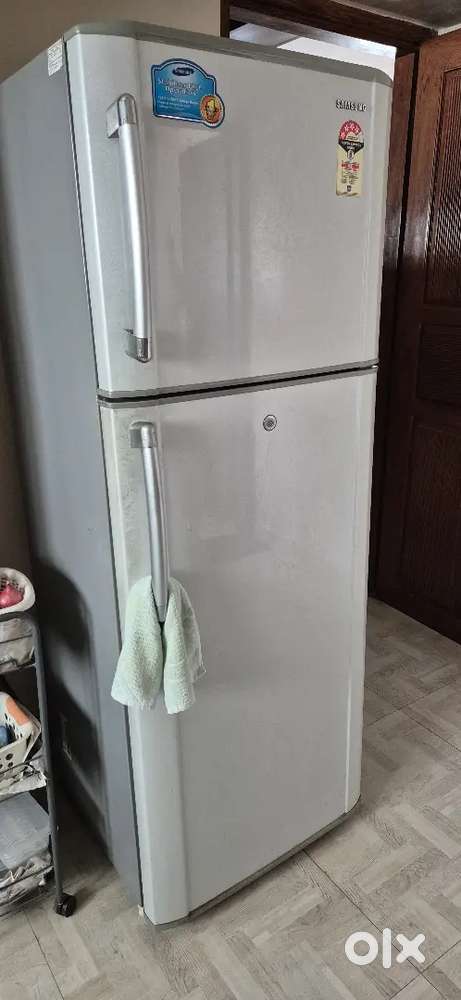 Samsung fridge 2 door 315 ltrs
