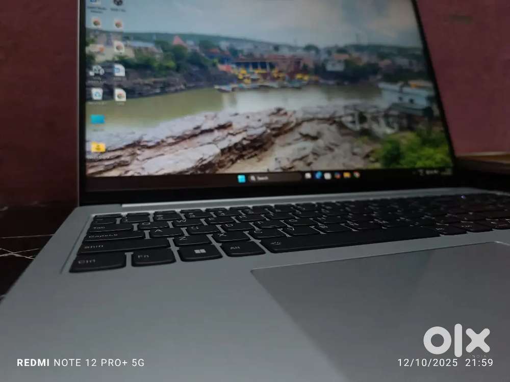 Lenovo IdeaPad slim 5  1Tb storage with extended warranty