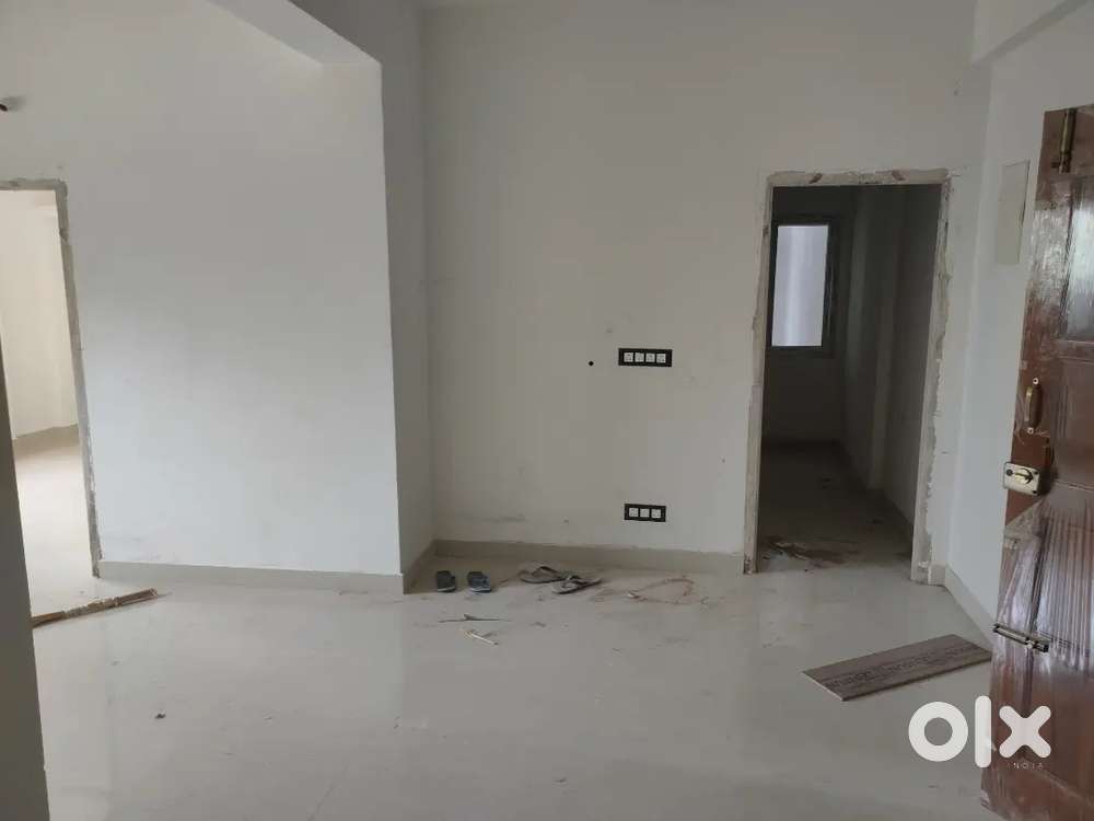 2BHK Flat For Sale 900sft North South facing pmpalem