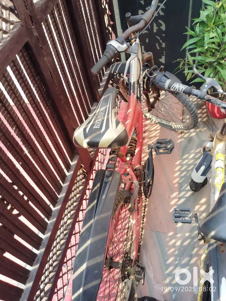 Hercules roadeo bycycle with gears for sale