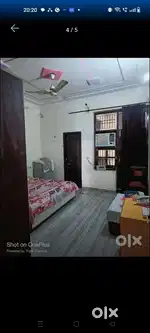 East facing kothi 1st floor for rent