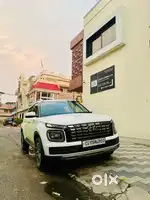 Hyundai Venue 2023 Diesel 24000 Km Driven
