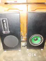 Odyssey dual tower speaker box, high bass,and very good condition.