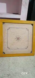 Carrom board