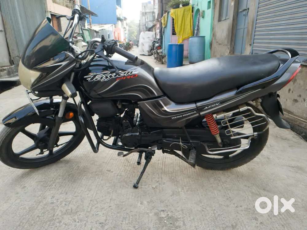 Gadi ful condition mein Passion Pro sel start