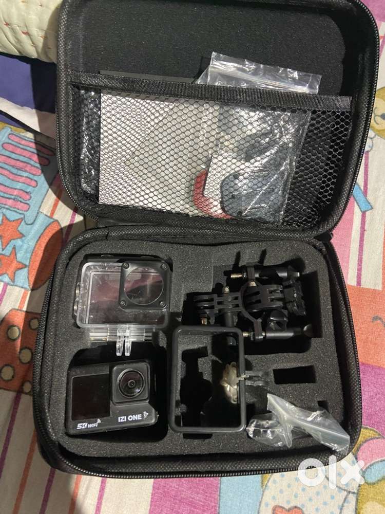 GoPro izi one in new condition
