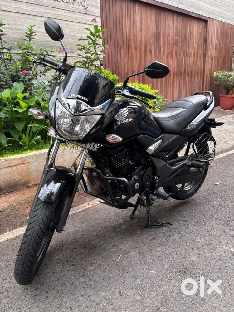 The Honda CB Unicorn 2021 Year , In Brand New Condition 20,000kms Done