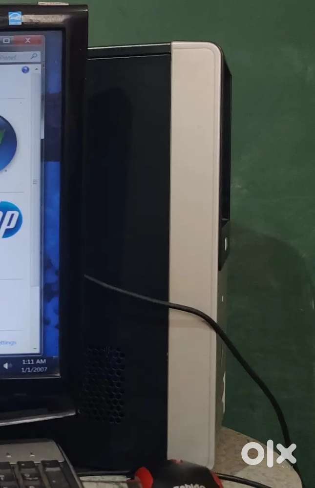 HP company चा CPU विकणे आहे