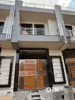 85 Gaj Villa dubble story good location