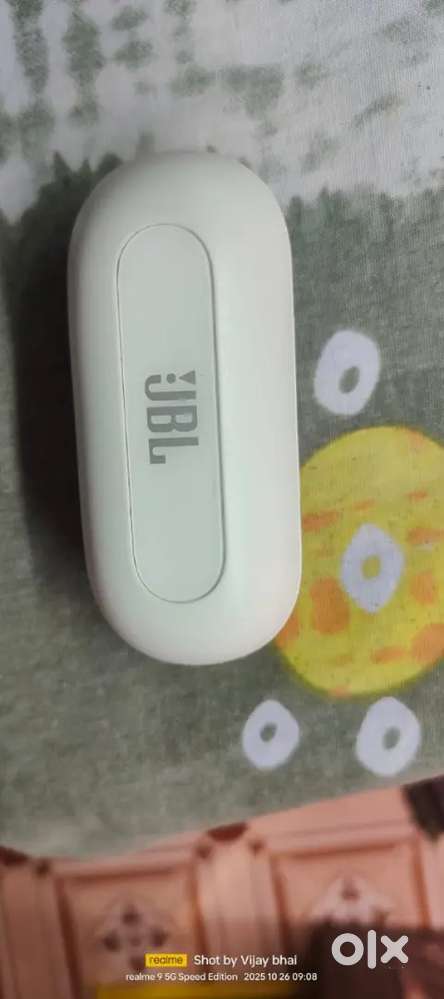 JBL Bluetooth headphones