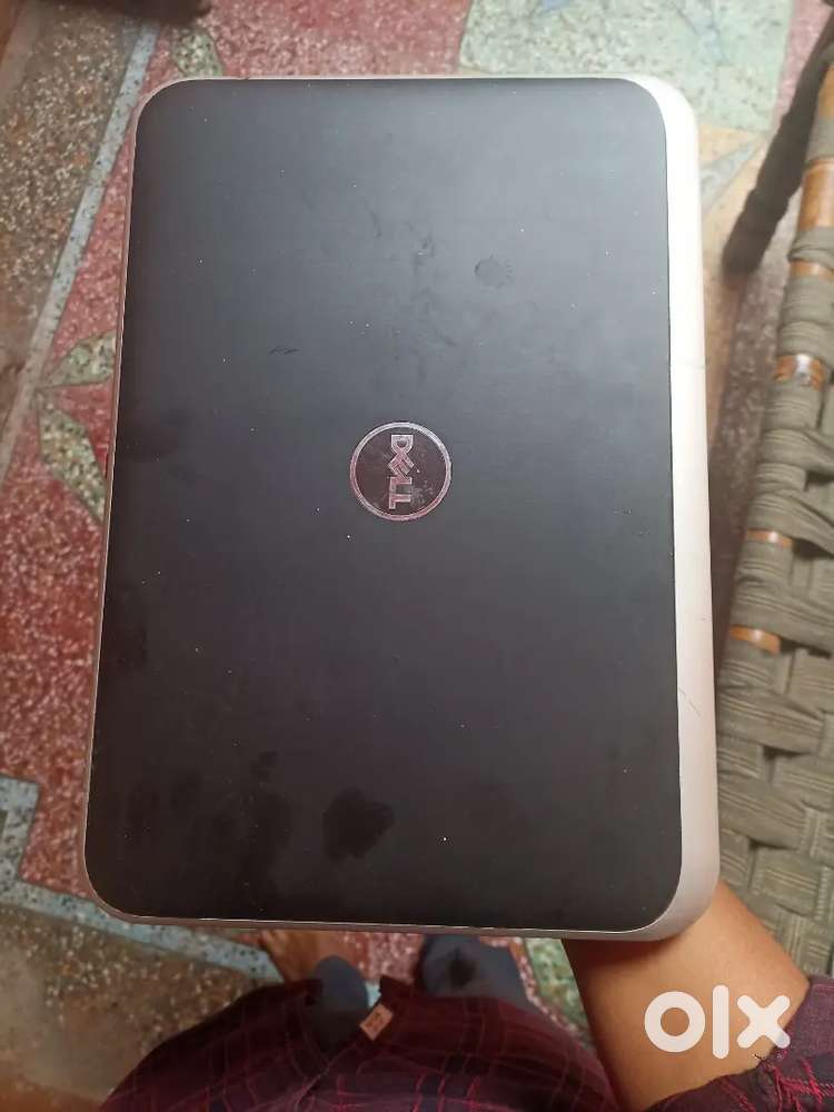 Dell laptop good condition new charger and battery