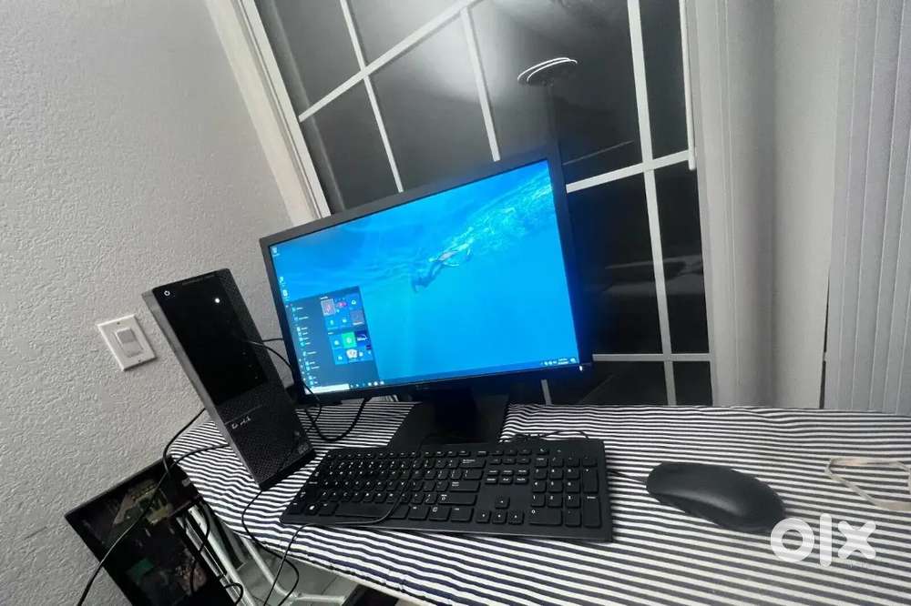 Dell Computer i5 processor with Accessories