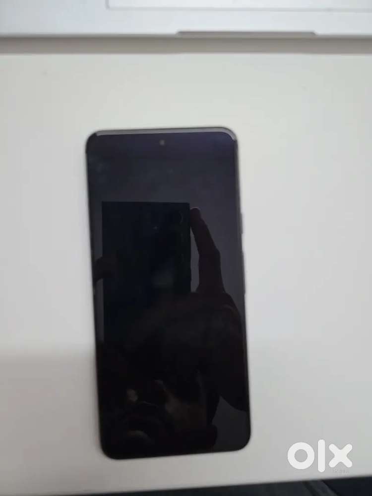 Google Pixel 8 , 8GB ram , 128GB storage