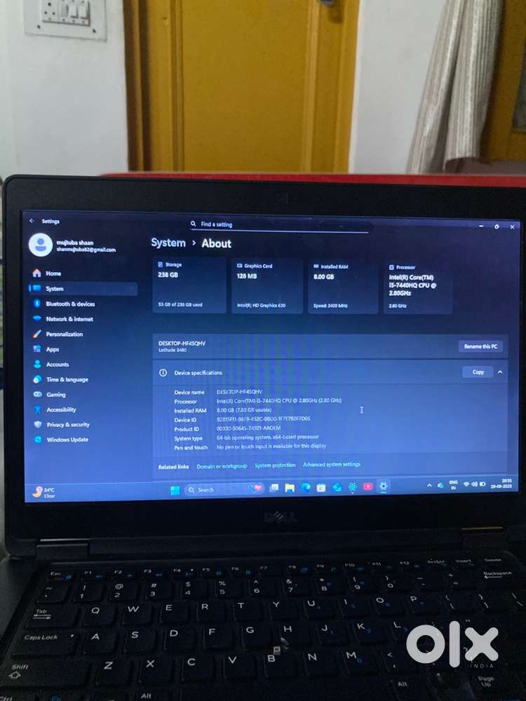 laptop and iphone se 2nd gen