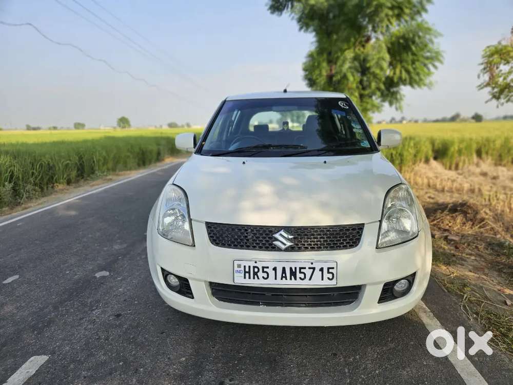 It is a car  of mruti Suzuki.2011 vxi It is  very good  condition  car