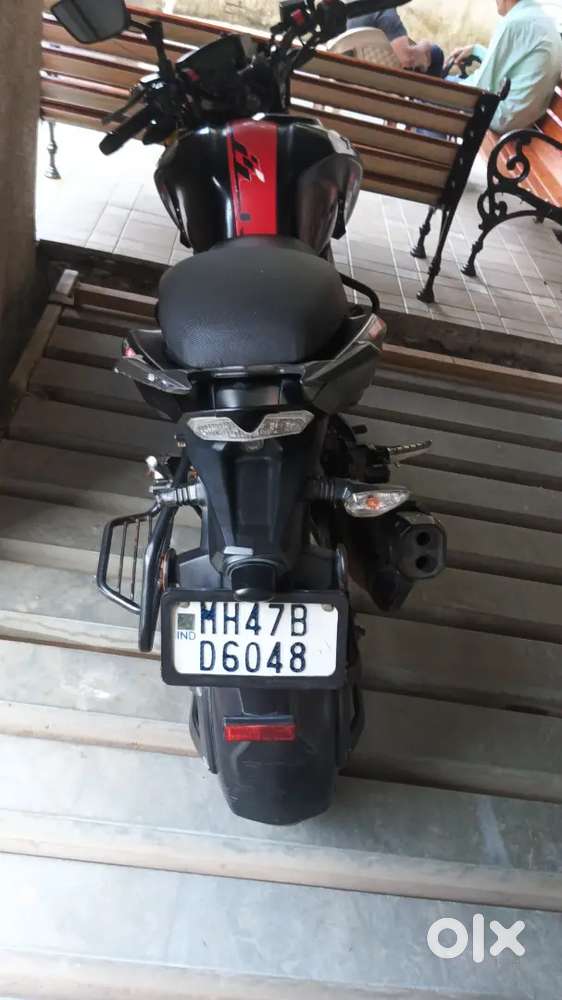 TVS Apache RTR 160 4V