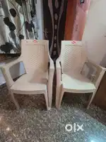 2 plastic chair Alpha company