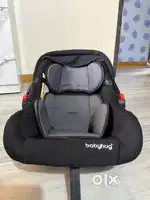 Baby hug carrier