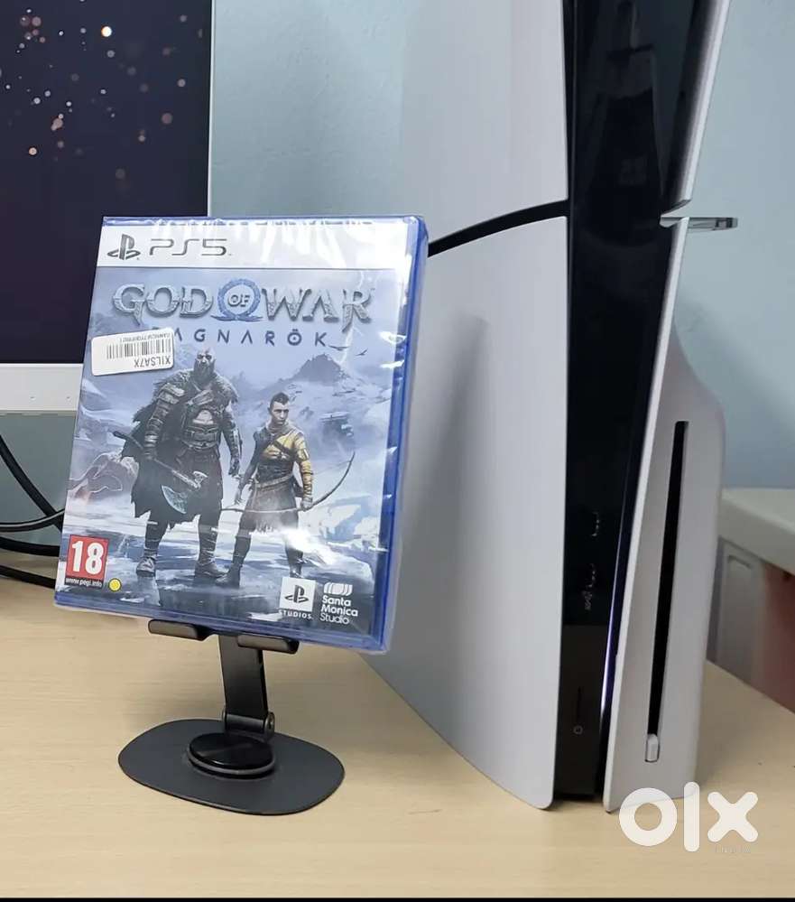 PS5 game disk God of war ragnarök