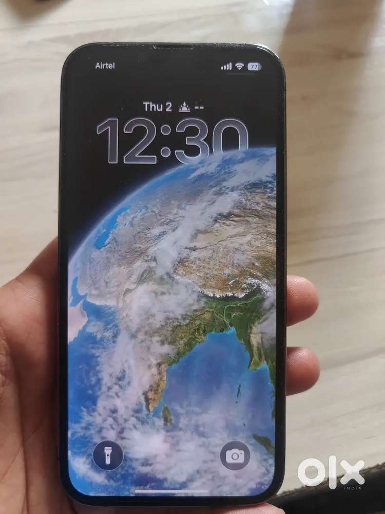 iPhone 13 pro • 128 GB • Black Titanium