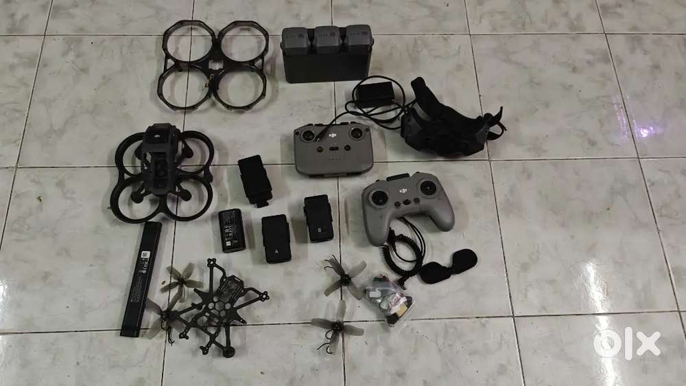 DJI avata googles v2, 3 battery, remote & air 3 batt with remote  sale