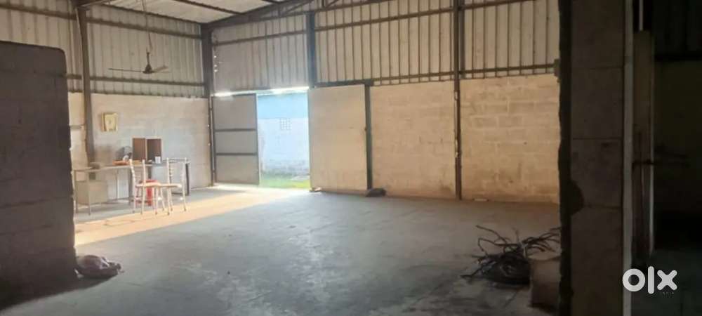 Well established godown with all facilities available-rent at Avadi