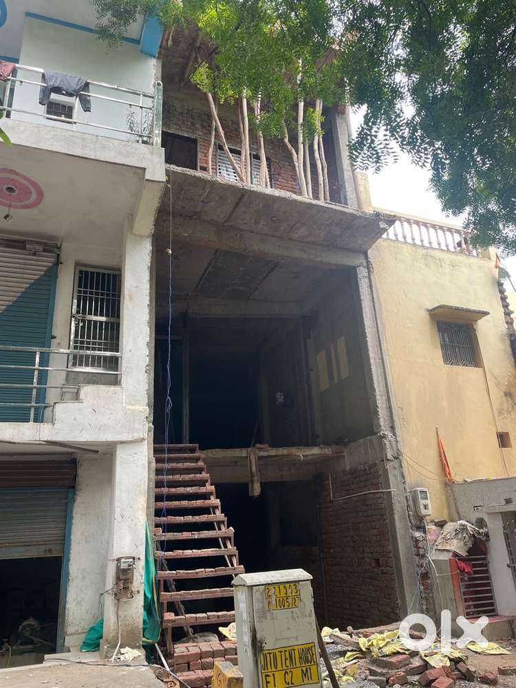 For Use Godown/Bank/Agencies/Factory/Parlour etc.