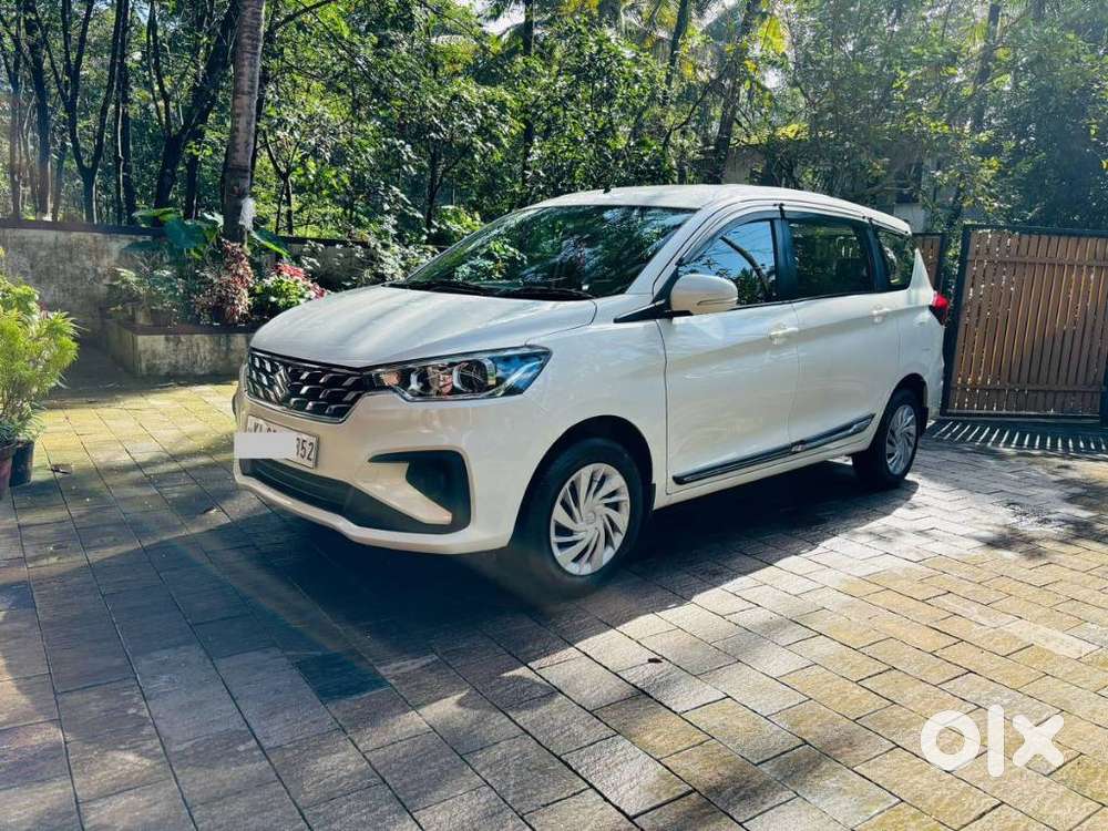 Maruti Suzuki Ertiga, 2023, Petrol