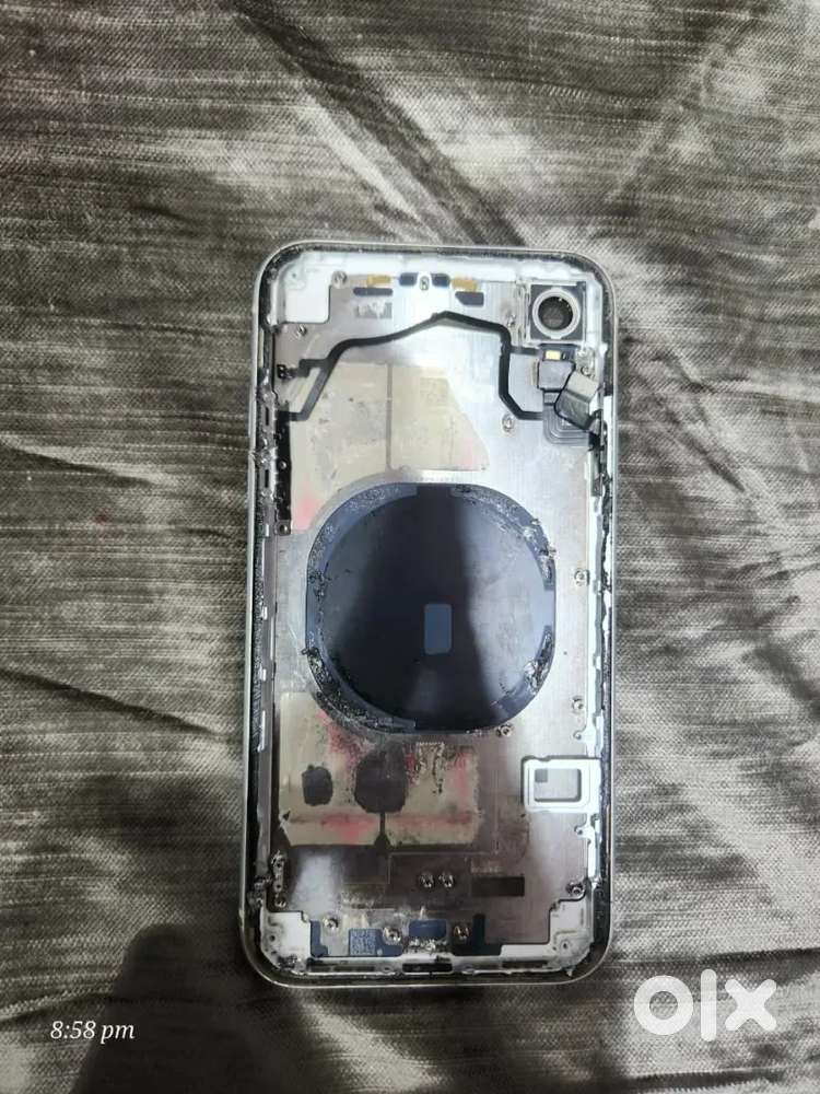 iPhone xr mobile body original Nikala Hua hai scratchles condition hai